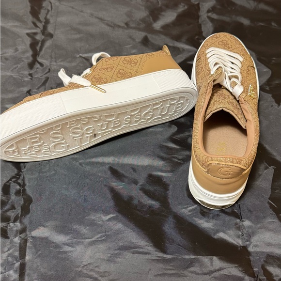 Guess Tan and White Sneakers - Picture 3 of 3